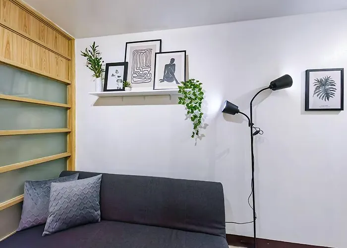 Citispace 1br Condotel At Ridgewood Towers Near Bgc Airport #rw04a Manila